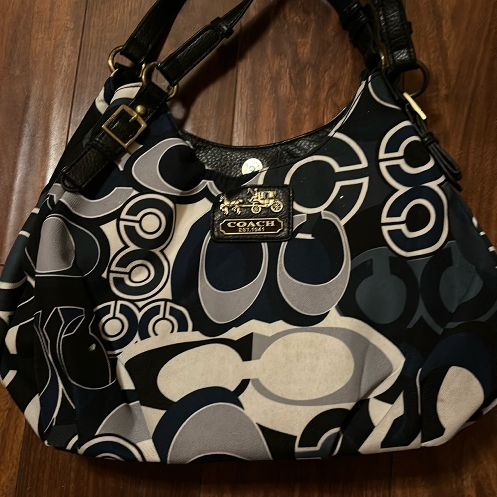 Coach Shoulder Bag